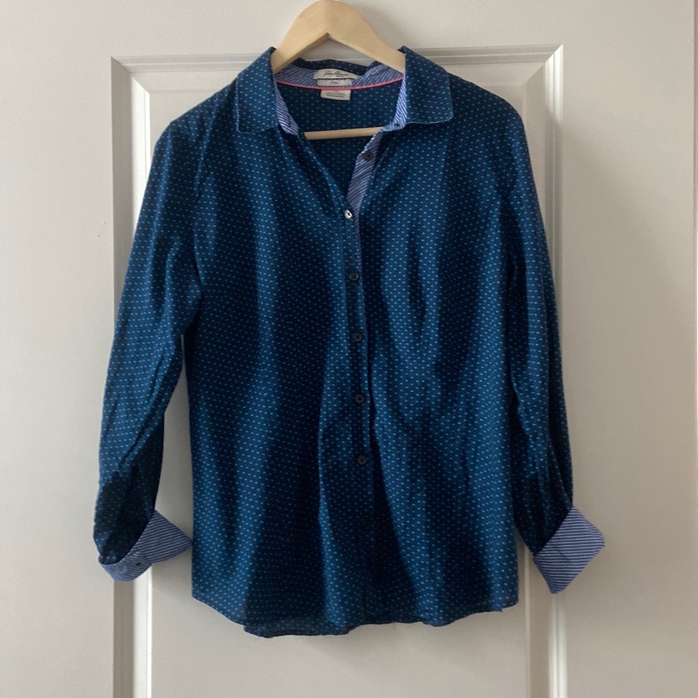 Van Heusen blue tiny polka dot button down somewhat see through short.